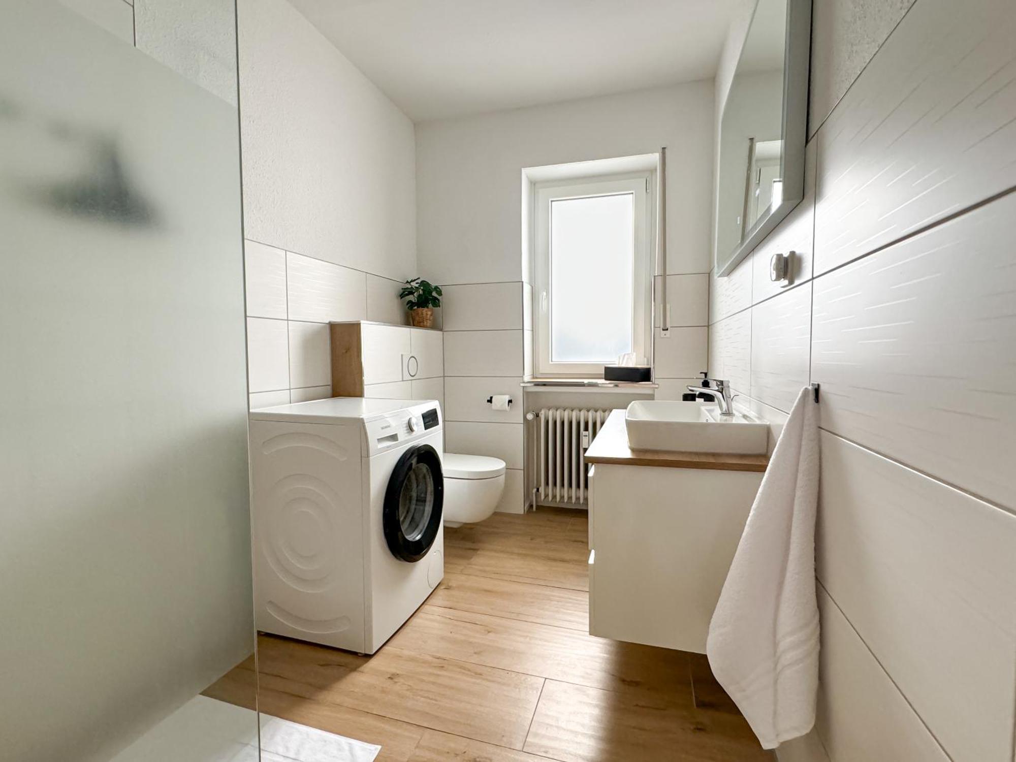 Homelystays Stilvolles Apartment An Der Kirche Lemfoerde Bagian luar foto